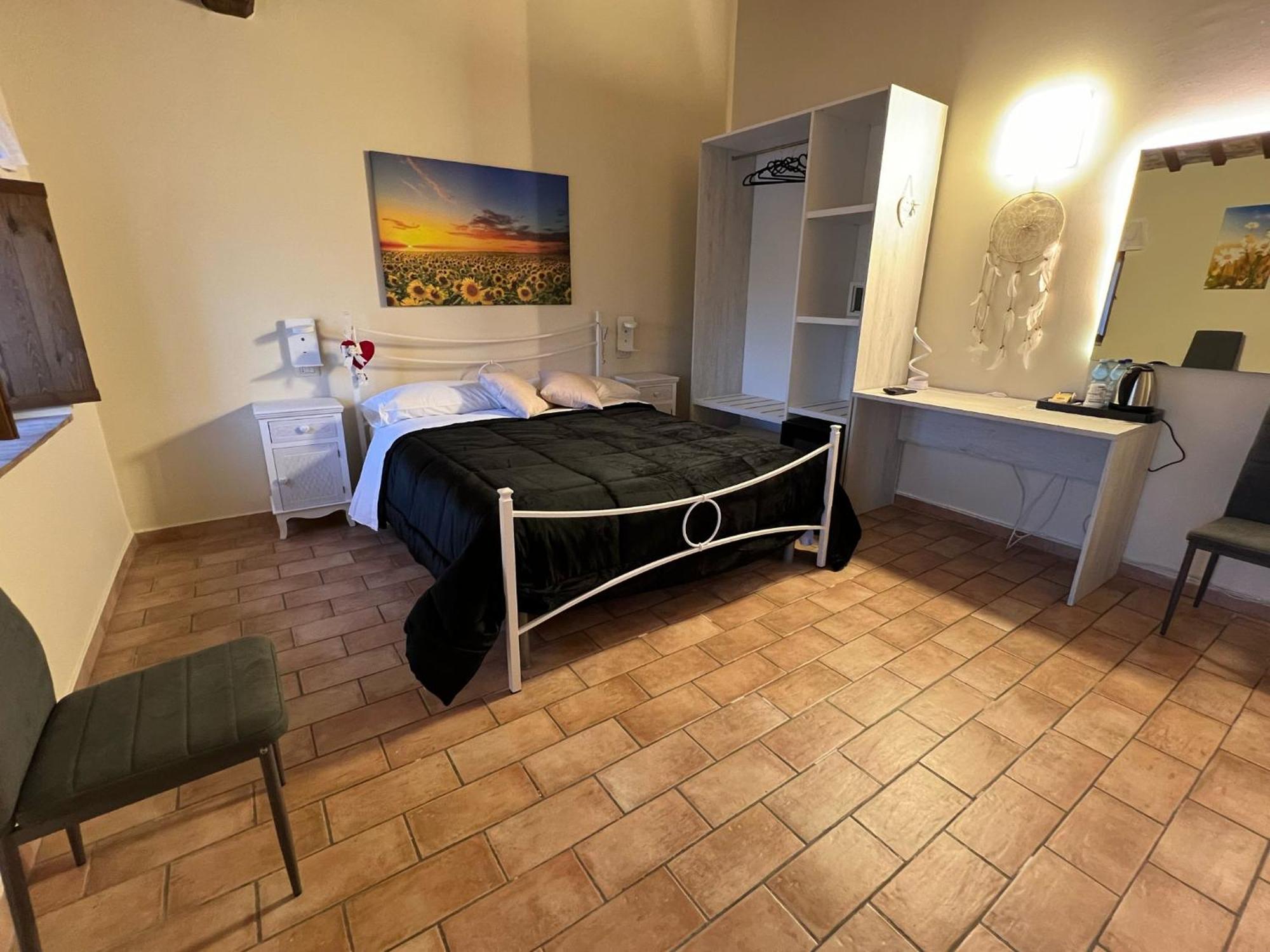 Locanda Del Tavolo Matto Potenza Picena Exteriör bild